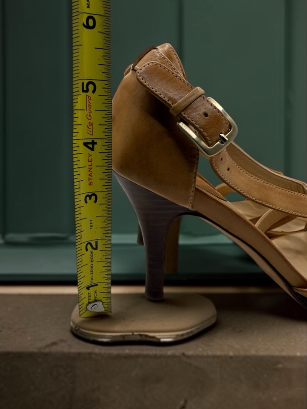COLE HAAN Nike Air “Carma Air” Sandal. Tan, size 6. Retail $249 - Picture 5 of 10